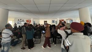 Massa-aksi-saat-menggelar-aksi-demo-di-Gedung-DPRD-TTU-Rabu-1-Oktober-2025.jpg