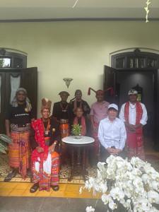 Masyarakat-Adat-Kerajaan-Amanatun-Bertemu-Mantan-Presiden-Joko-Widodo.jpg