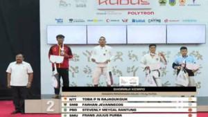 Medali-emas-kempo-di-PON-Beladiri.jpg