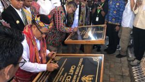 Menko-Pemberdayaan-Masyarakat-RI-resmikan-Gedung-GMIT-Center-Kupang.jpg