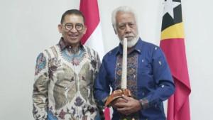 Menteri-Kebudayaan-Fadli-Zon-saat-bertemu-dengan-Perdana-Menteri-Timor-Leste-Xanana-Gusmao.jpg