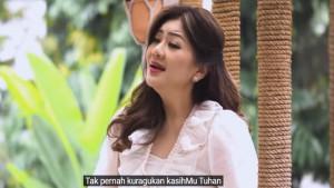 Nita-Margaretha-membawakan-lagu-rohani-Kristen-Kau-Berfirman.jpg