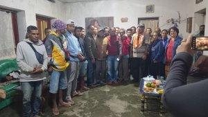 Orias-Moedak-saat-bertemu-warga-Timor-Tengah-Selatan.jpg