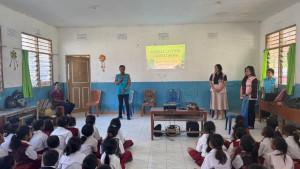 PLN-Sumba-sosialisasi-di-SD.jpg