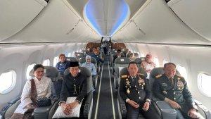 Panglima-TNI-Kapolri-hingga-eks-Mensesneg-saat-mengantar-Jokowi-pulang-ke-Solo.jpg