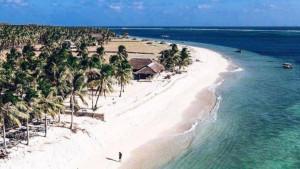 Pantai-Nemberala-di-Pulau-Rote-NTT-Indonesia.jpg