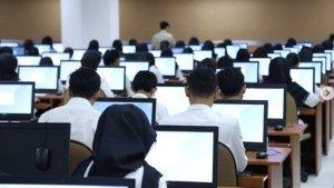 Para-Peserta-mengikuti-Seleksi-PPPK.jpg