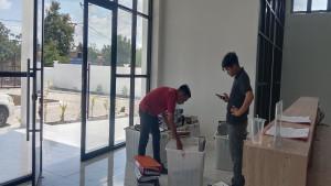 Pelaksanaan-penggeledahan-di-Kantor-KPU-Kabupaten-TTU-Jumat-17-Oktober-2025.jpg