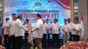 Pelantikan-Ketua-DPD-Aptrindo-NTT-bersama-jajaran-pengurus.jpg