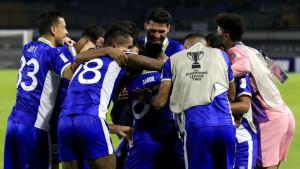 Pemain-Persib-Bandung-merayakan-gol-yang-dicetak-Saddil-Ramdani.jpg