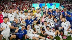 Pemain-Timnas-U17-Indonesia-bersama-offisial-pose-bersama.jpg