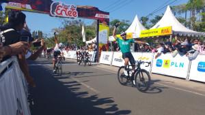 Pembalap-Aljazair-juara-1-etape-terakhir.jpg