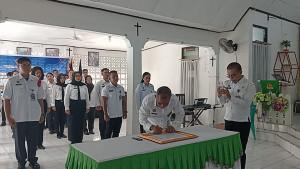 Penandatanganan-komitmen-bersama-yang-berlangsung-di-Rutan-Kupang.jpg