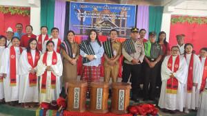 Pendiri-Yayasan-YNS-Yusinta-Nenobahan-Syarief-foto-bersama-saat-acara-nikah-massal.jpg