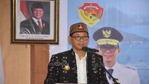 Penjabat-Pj-Gubernur-NTT-Andriko-Noto-Susanto-saat-kunjungan-kerja-di-Labuan-Bajo.jpg