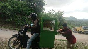 Penjual-bakso-keliling-di-Jalanan-Malaka.jpg