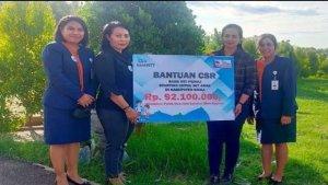 Penyerahan-bantuan-penanganan-stunting-Bank-NTT.jpg