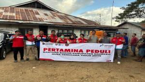 Pertamina-Patra-Niaga-salurkan-bantuan-bagi-korban-banjir-bandang-di-Mauponggo.jpg