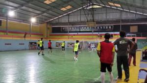 Pertandingan-Futsal-Mempertemukan-Tim-PLN-UIP-Nusra.jpg