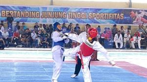 Pertandingan-taekwondo-Popda-NTT-2025.jpg