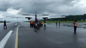 Pesawat-SAM-Air-Tegelincir.jpg