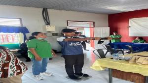 Petugas-dan-Warga-Binaan-Rutan-Kelas-IIB-Bajawa-periksa-gigi-gratis-pada-Sabtu-20-September-2025.jpg