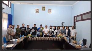 Politani-dan-Yayasan-Dedari.jpg
