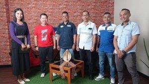 Pose-bersama-setelah-podcast.jpg