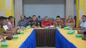 Rapat-bahas-soal-Ranperda-tentang-Perubahan-APBD-Kabupaten-Rote-Ndao-TA-2025.jpg