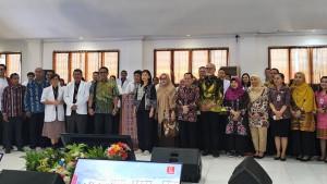Rektor-UCB-Prof-Dr-Frans-Salesman-SE-bersama-Direktorat-Jenderal-Pendidikan-Tinggi.jpg