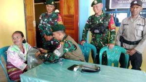 Satgas-Pamtas-RI-RDTL-Sektor-Barat-bakti-sosial-peringati-HUT-ke-80-TNI.jpg
