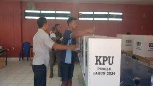 Suasana-Pelaksanaan-Pemilu-di-TPS-901-Khusus-Lapas-Kelas-IIA-Waingapu-Sumba-Timur.jpg