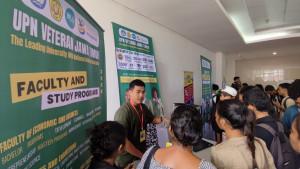 Suasana-stand-UPN-Veteran-Jawa-Timur-di-Pameran-Pendidikan-Tinggi-Indonesi-di-Dili.jpg