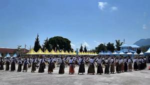 Tarian-Kolosal.jpg