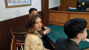 Tasya-Farasya-saat-sidang-cerai-di-Pengadilan-Agama.jpg
