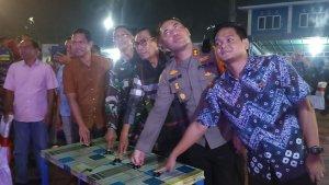 Unsur-forkopimda-menekan-tombol-kembang-api.jpg
