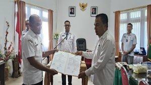 Wakil-Bupati-Belu-Vicente-Hornai-Gonsalves-memimpin-acara-serah-terima-jabatan.jpg
