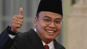 Wamenkomdigi-yang-dilantik-sebagai-Kepala-PCO-Angga-Raka-Prabowo.jpg