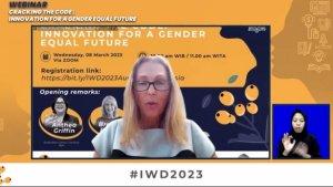 Webinar-Cracking-the-Code-dalam-rangka-memeringati-Hari-Perempuan-Internasional-2023.jpg