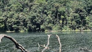 Wisata-alam-Danau-Tiwusora-di-Kabupaten-Ende.jpg