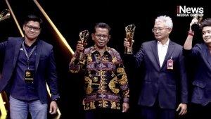 Yakobus-Jano-Saat-Terima-Penghargaan-iNews-TV.jpg