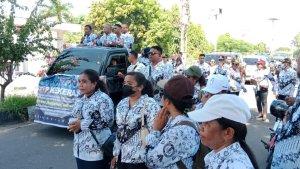 aksi-damai-Long-March-dengan-rute-start-SMAN-1-Nubatukan.jpg