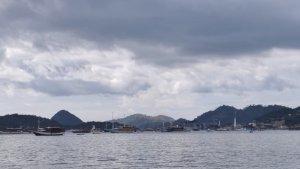 awan-labuan-bajo.jpg