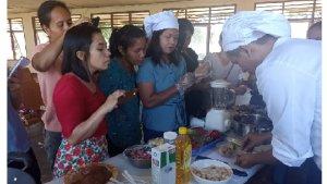 bank-ntt-cabang-ruteng-gelar-pelatihan-pembuatan-abon-ikan-untuk-ibu-rumahtangga.jpg