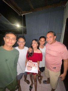 erik-mella-dan-anak.jpg