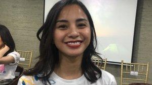 kirana-larasati-di-konferensi-p.jpg