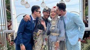 momen-ketika-venna-melinda-menikah-dengan-ferry-irawan.jpg