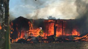 rumah-di-manumutin-terbakar.jpg