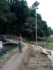 waikelo-lampu-jalan.jpg