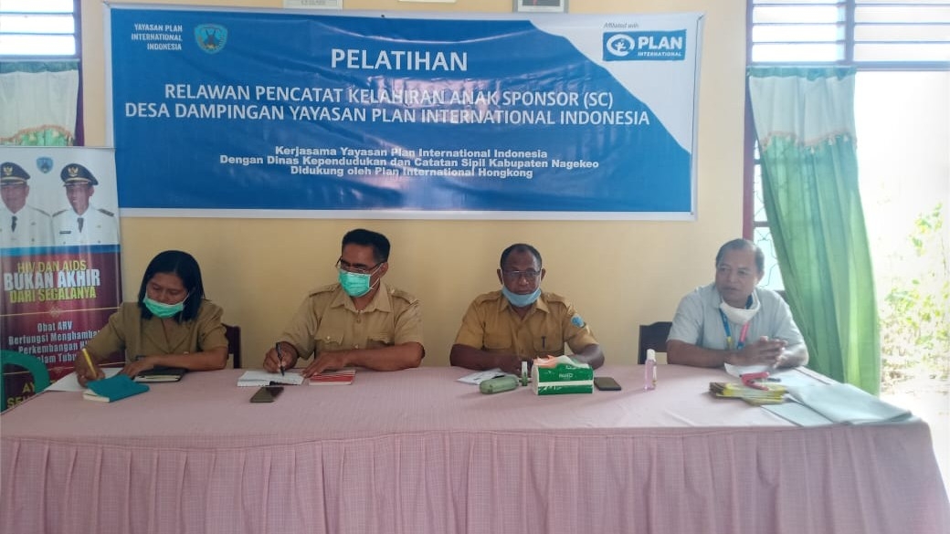 12-warga-ngegedhawe-ikut-pelatihan-relawan-pencatat-kelahiran-anak.jpg